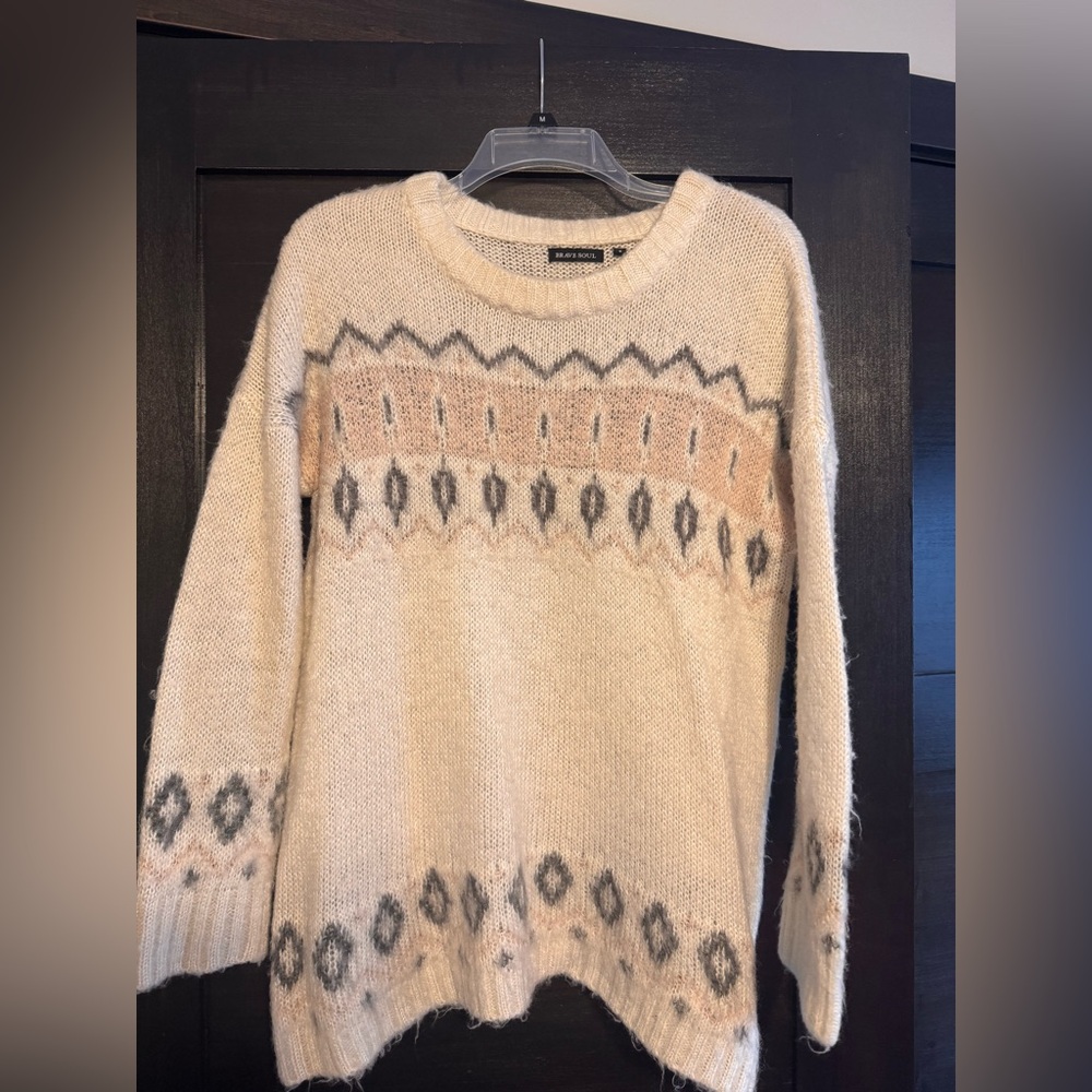 Brave Soul Cream and Gray Geometric Sweater